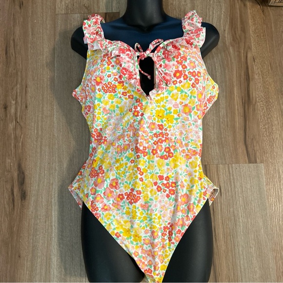 J. Crew Other - J.Crew Women's Micro Meadow
Ruffle Keyhole Swimsuit Size 16